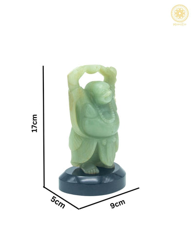Handgeschnitzte Statue des glücklich lachenden Buddha aus grünem Aventurin