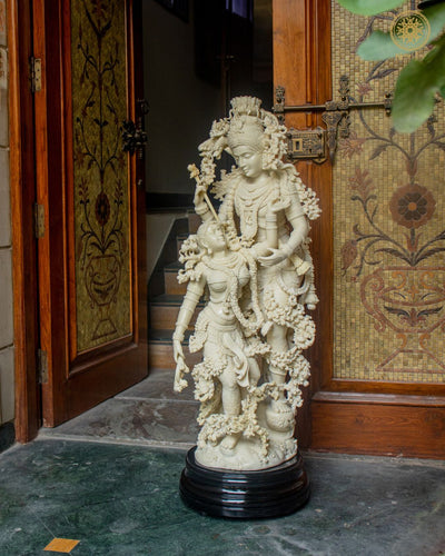 Handgefertigte Marmorstaub Radha Krishna Figur | Göttliche Statue für Heimdekoration & Puja