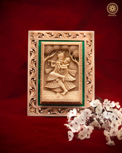 Radha Krishna Murti Wandkunst Hängerahmen für Puja und Wohnzimmerdekoration
