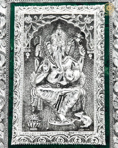 Handgefertigter Ganesha-Rahmen | Versilberte Tischplatte